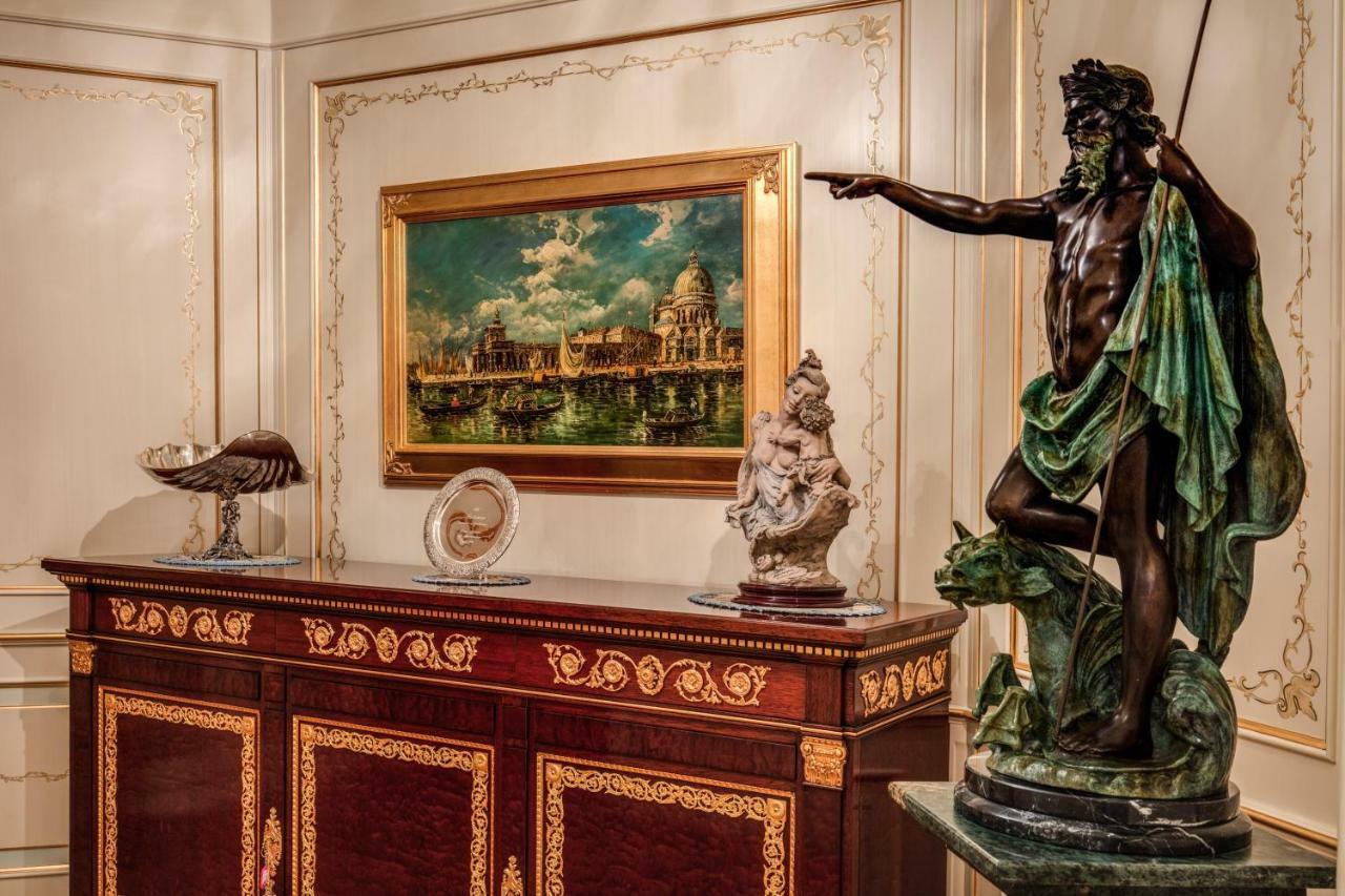 Domus Vittoria - The Luxury Quintessence Apartamento *