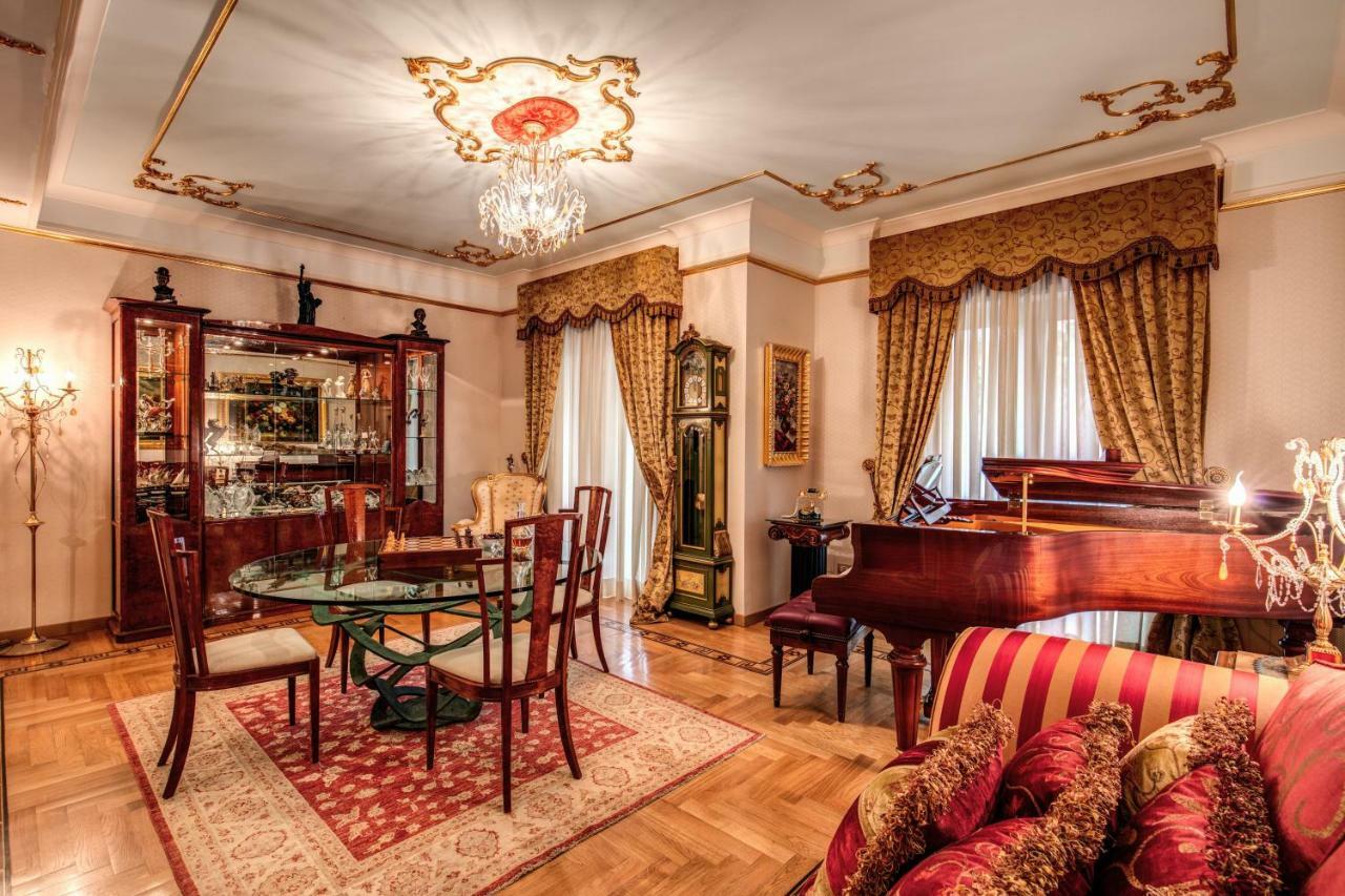 Domus Vittoria - The Luxury Quintessence Apartamento *